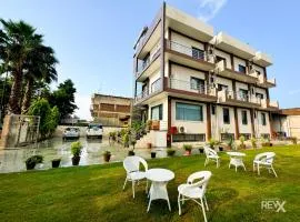 Hotel Vrinda Sarovar