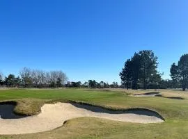 Boende med närhet till golfbanan i Åhus