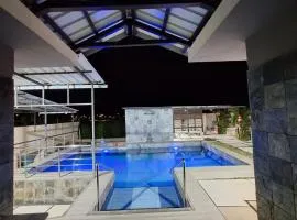 Harmonious Villa in Flic-en-Flac with Private Pool