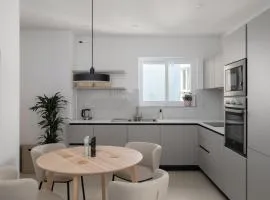 Modern 2BR Apartment with Outside Furniture - Close to Sliema, Saint Julians & Valletta