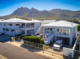Footprints in Kleinmond, hotel con campo de golf en Kleinmond