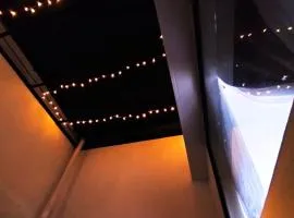 Yangyi Ent - Homestay Double Storey House Melaka