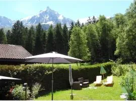 Spacious chalet with garden