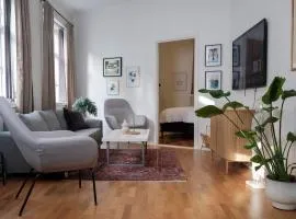 In the Heart of Brosundet! Fully equipped 3 Bed Room Ap