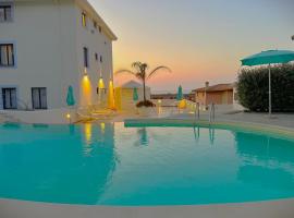 Best Western Hotel Blumarea, hotel Castelsardóban