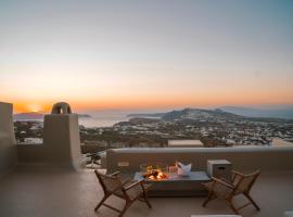 Luna Santorini Suites