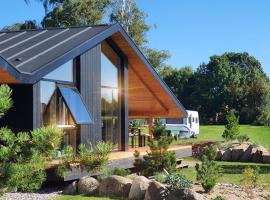 Werder Chalet -- L I E G E P L A T Z -- Ostsee Strand 150m I Sauna I eKamin I Ferienhaus an Ostsee bis 8 Pers I by "Meyers am Meer"、Boiensdorfのシャレー