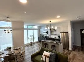 Beachview getaway at the New Carlyle 306 on the Main strip in Grand Bend