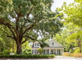 Downtown Os Artistic Stay W Fire Pit, Game Room!