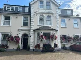 canterbury lodge