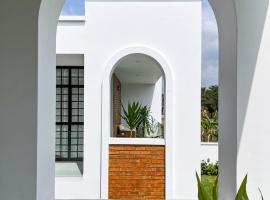Ndani House, self catering accommodation in Arusha