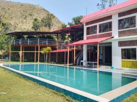 Buddy Hikers stay Dehradoon, alojamento de turismo rural em Rājpur