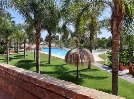 Costa Tropical Comfortable Apartment Playa Granada, hotel in Motril