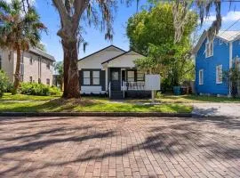 Chic 1br Orlando Rental Kitchen & Fast Wi-fi