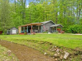 Bear Creek Cottage: Nashville şehrinde bir otel