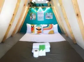 Tiny Beach Hut - Faith Bay Huts 3