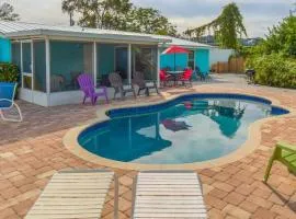 Pool View, One Bedroom Walk To Beach Daily Rentals