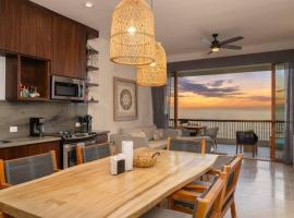 Unique BEACH FRONT condo with concierge, hotel i San José del Cabo