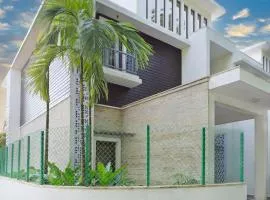 Melhor Stays villas - L-M304 Luxurious 3BHK villa with private pool, Anjuna