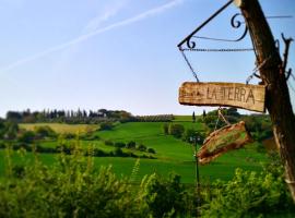 Agriturismo La Terra, golfový hotel v destinaci Valiano