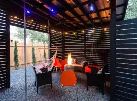 Stunning 3rd St Retreat 4-Min Walk to 6th St