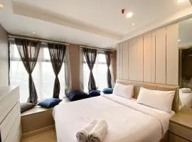Simply and Comfortable 2BR Pollux Chadstone Apartment By Travelio