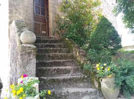 Gîtes du GRC, hotel v destinaci Campuac