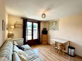 Charming T2 with Mont Blanc view and terrace