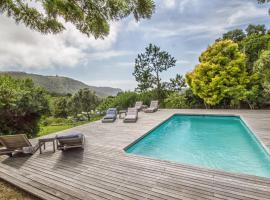 Piesang Valley Lodge, hotel a Plettenberg Bay