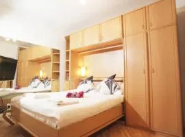 ApartaSuites London Emerald