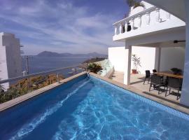 Manzanillo Private Plunge Pool Ocean Views, hotel de playa en Manzanillo