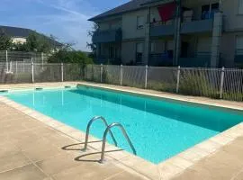 T2 en résidence avec piscine commune