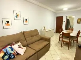 Apartamento recantoazul es Conforto Total a 50m do Mar Apartamento Recém-Reformado na Praia de Castelhanos, ES, para 7 Pessoas Aconchegante e Completo, com 3 Quartos e 1 Suíte
