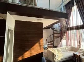 Luxury 3bedroom Loft Style Apartment