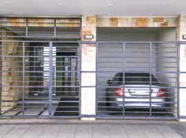 HABITACIONES con o sin baño privado, ESPACIOS semi privados o compartidos en DEPARTAMENTO COMPARTIDO, full equipado, primera fila, 2do piso, TERRAZA - PISCINA