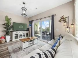 Sunshine Derby - 1 Block to Beach- Garage EV Charge