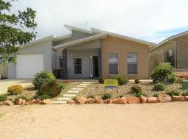 Avella House