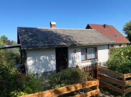 Ruhiger und renovierter Bungalow mit gro&szlig;em hundefreundlichem Garten zur Alleinnutzung, Bungalow in Remtengr&uuml;n