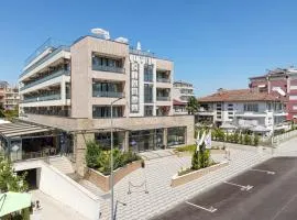 Cinema Hotel