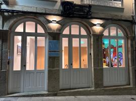 Amando Perez Suites, hotel sa Ribadeo