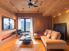 Georgetown Tropicana 218 by Airlevate Suites, hotel v destinaci George Town