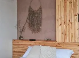 Una Isla Vida - Your Affordable Retreat Space