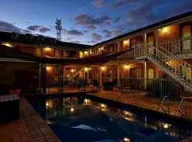 City Colonial Motor Inn