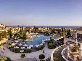 Aphrodite Hills Hotel