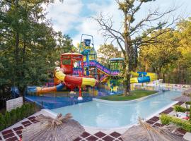 SH Dolce Vita- All Inclusive - Free Aquapark & Beach & Beach bar、ゴールデン・サンズのホテル