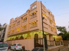 The Taj Vista Agra- Walking distance to Taj Mahal