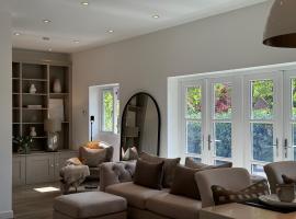 Wellsprings Farm - Self-catering studio with private garden, hotel v destinaci Sacriston