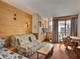 Bel appartement rénové 2 pièces, balcon, proche pistes et commerces - FR-1-455-148