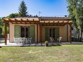 Tuscan Villa big garden and patio, Hotel in Vicopisano