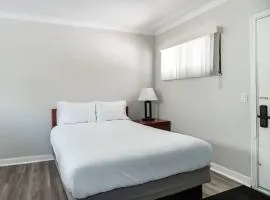 Detroit Studio, near Metropolitan Airport